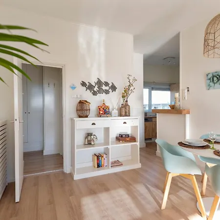 La Coquille Apartment