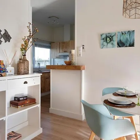 La Coquille Apartment *